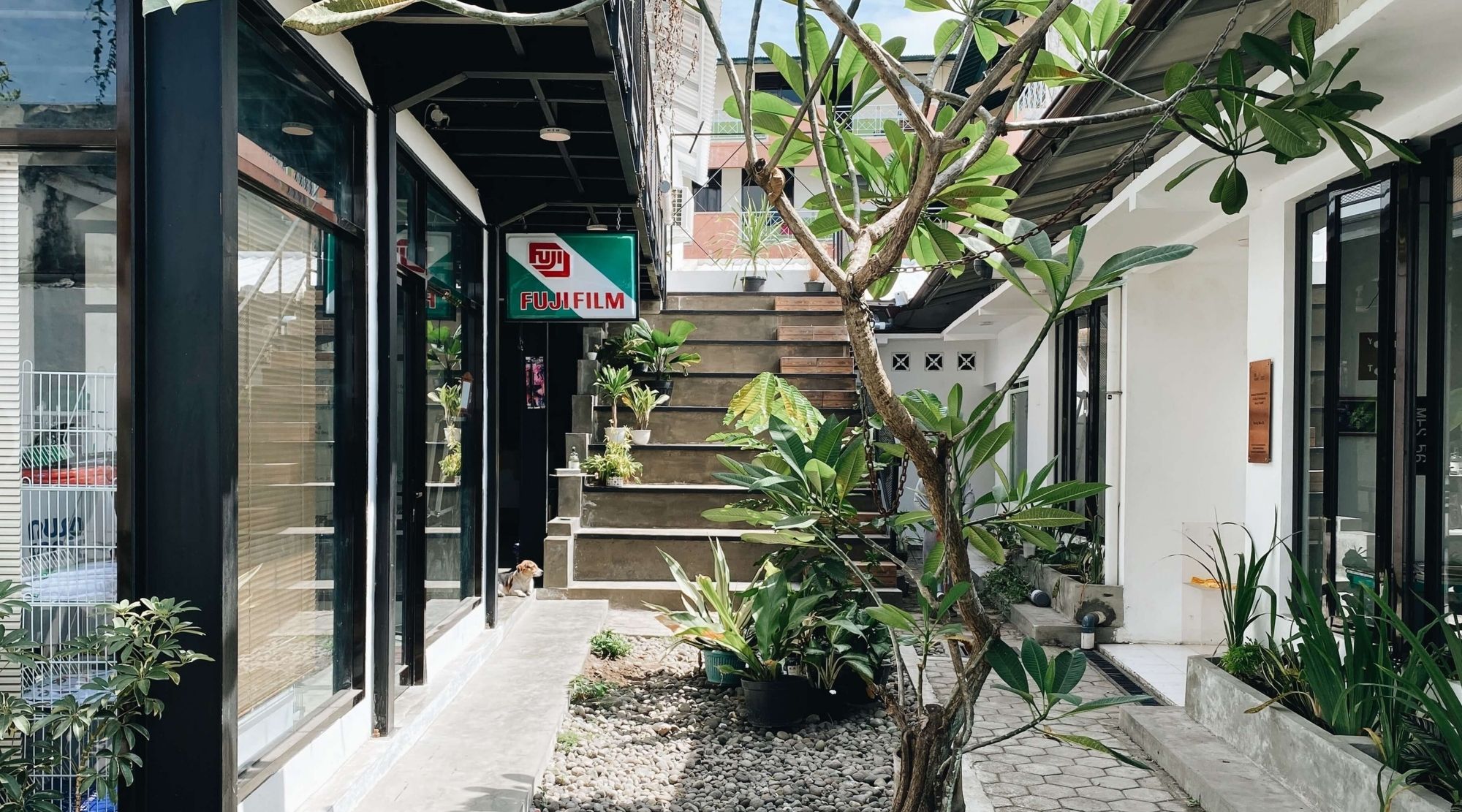 Ruang Mes 56 | A Cooperative Space for Art Et Cetera, image 1