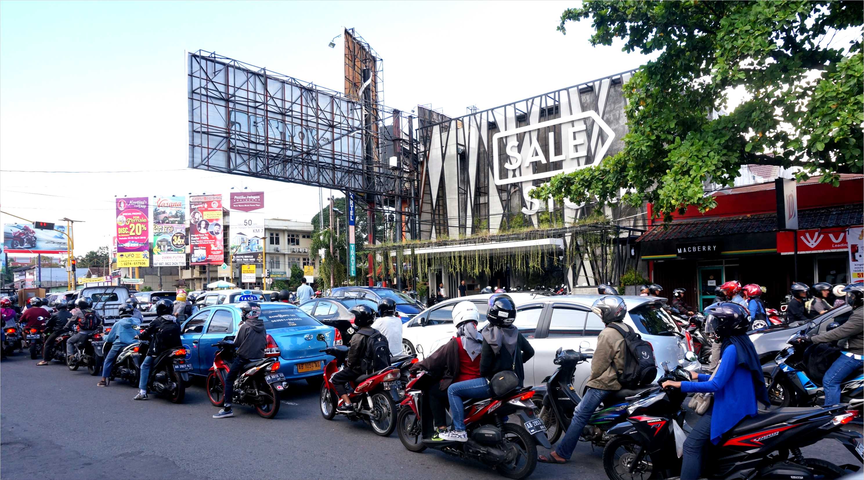 Medusa | Sale Stock Office Kaliurang, image 1